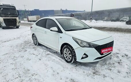 Hyundai Solaris II рестайлинг, 2019 год, 720 000 рублей, 9 фотография