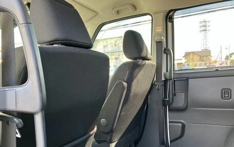 Toyota Tank I, 2020 год, 753 000 рублей, 32 фотография