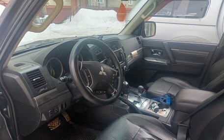 Mitsubishi Pajero IV, 2013 год, 1 830 000 рублей, 5 фотография