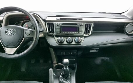 Toyota RAV4, 2014 год, 1 699 000 рублей, 12 фотография