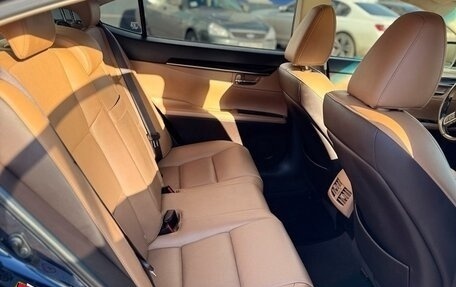 Lexus ES VII, 2015 год, 2 800 000 рублей, 14 фотография