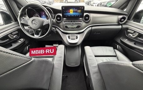 Mercedes-Benz V-Класс, 2023 год, 5 500 000 рублей, 19 фотография