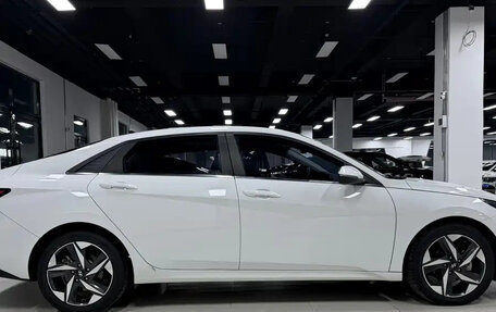 Hyundai Elantra, 2023 год, 1 280 370 рублей, 4 фотография