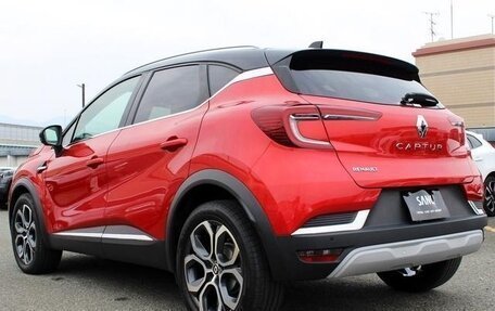 Renault Captur II, 2022 год, 1 400 000 рублей, 2 фотография