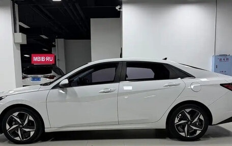 Hyundai Elantra, 2023 год, 1 280 370 рублей, 8 фотография