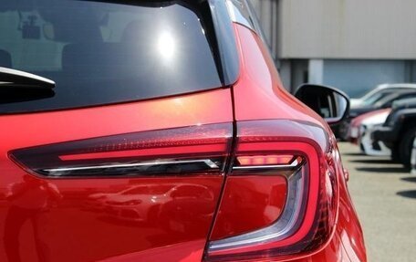 Renault Captur II, 2022 год, 1 400 000 рублей, 8 фотография