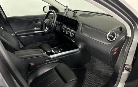 Mercedes-Benz GLA, 2020 год, 3 050 000 рублей, 14 фотография