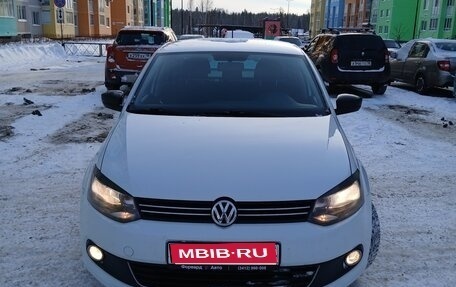 Volkswagen Polo VI (EU Market), 2014 год, 835 000 рублей, 1 фотография