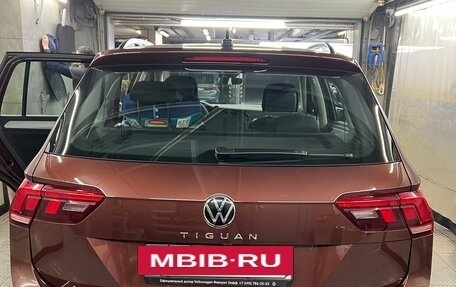 Volkswagen Tiguan II, 2020 год, 2 750 000 рублей, 2 фотография