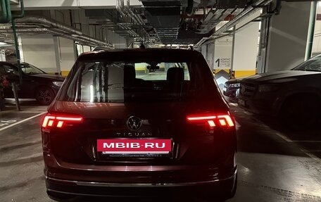 Volkswagen Tiguan II, 2020 год, 2 750 000 рублей, 3 фотография
