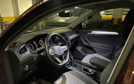 Volkswagen Tiguan II, 2020 год, 2 750 000 рублей, 9 фотография