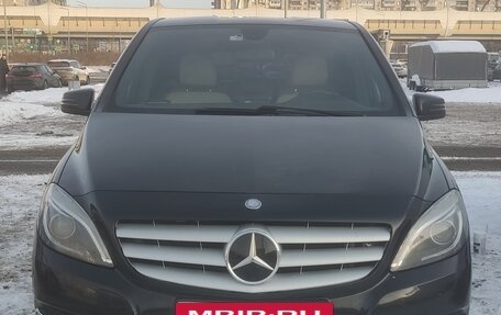 Mercedes-Benz B-Класс, 2014 год, 1 490 000 рублей, 6 фотография
