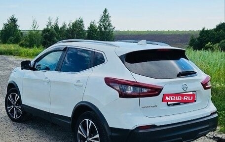 Nissan Qashqai, 2021 год, 2 500 000 рублей, 2 фотография