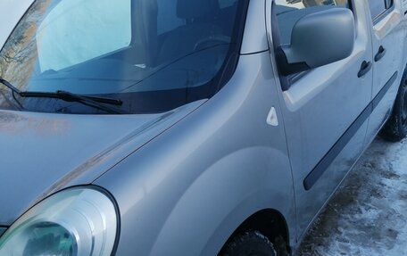Renault Kangoo II рестайлинг, 2011 год, 555 000 рублей, 5 фотография