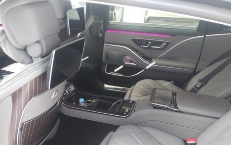 Mercedes-Benz Maybach S-Класс, 2023 год, 15 000 000 рублей, 10 фотография