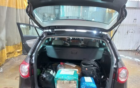 Volkswagen Passat B6, 2005 год, 530 000 рублей, 2 фотография