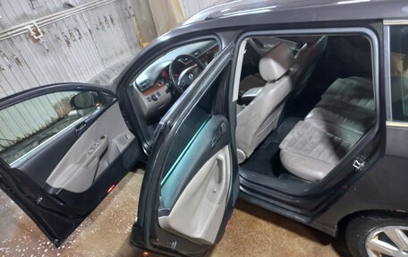 Volkswagen Passat B6, 2005 год, 530 000 рублей, 7 фотография