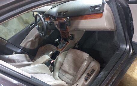 Volkswagen Passat B6, 2005 год, 530 000 рублей, 9 фотография