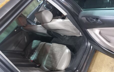 Volkswagen Passat B6, 2005 год, 530 000 рублей, 10 фотография