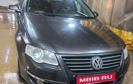 Volkswagen Passat B6, 2005 год, 530 000 рублей, 11 фотография