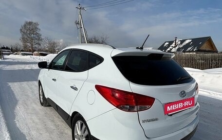 Hyundai ix35 I рестайлинг, 2010 год, 1 249 000 рублей, 4 фотография