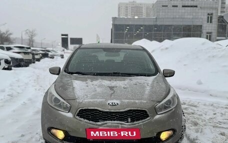 KIA cee'd III, 2013 год, 899 000 рублей, 2 фотография