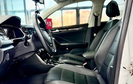 Volkswagen T-Roc I, 2021 год, 2 050 000 рублей, 8 фотография