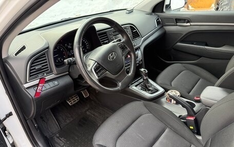 Hyundai Elantra VI рестайлинг, 2017 год, 1 630 000 рублей, 3 фотография