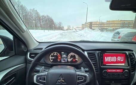 Mitsubishi Pajero Sport III рестайлинг, 2020 год, 3 950 000 рублей, 10 фотография