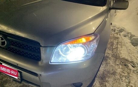 Toyota RAV4, 2007 год, 800 000 рублей, 11 фотография