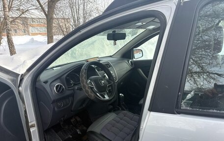 Renault Sandero II рестайлинг, 2019 год, 1 130 000 рублей, 6 фотография