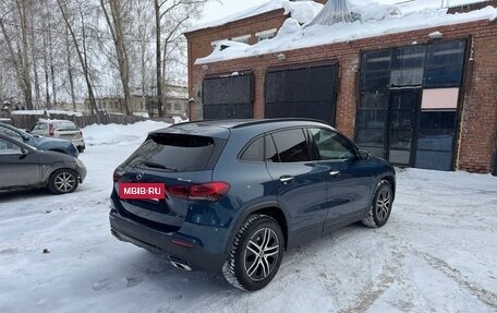 Mercedes-Benz GLA, 2021 год, 3 900 000 рублей, 4 фотография