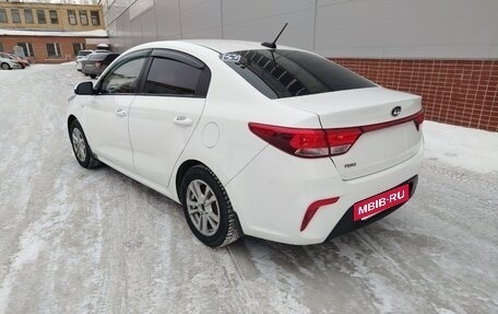 KIA Rio IV, 2018 год, 1 350 000 рублей, 5 фотография