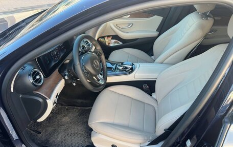 Mercedes-Benz E-Класс, 2016 год, 3 500 000 рублей, 7 фотография