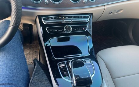 Mercedes-Benz E-Класс, 2016 год, 3 500 000 рублей, 11 фотография