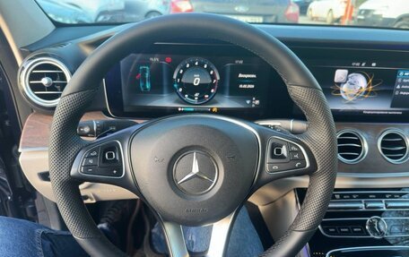 Mercedes-Benz E-Класс, 2016 год, 3 500 000 рублей, 9 фотография