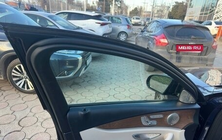 Mercedes-Benz E-Класс, 2016 год, 3 500 000 рублей, 14 фотография