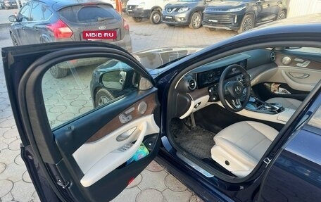 Mercedes-Benz E-Класс, 2016 год, 3 500 000 рублей, 8 фотография