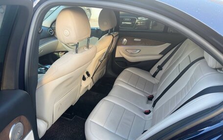 Mercedes-Benz E-Класс, 2016 год, 3 500 000 рублей, 16 фотография