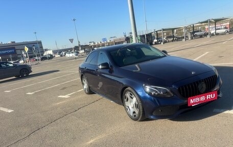 Mercedes-Benz E-Класс, 2016 год, 3 500 000 рублей, 23 фотография