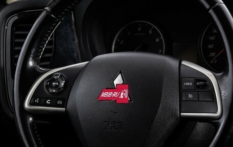 Mitsubishi Outlander III рестайлинг 3, 2013 год, 1 149 000 рублей, 11 фотография