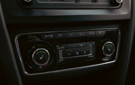 Skoda Superb III рестайлинг, 2014 год, 1 195 000 рублей, 15 фотография