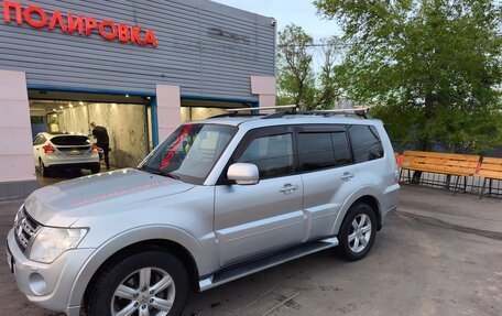 Mitsubishi Pajero IV, 2011 год, 2 000 000 рублей, 2 фотография