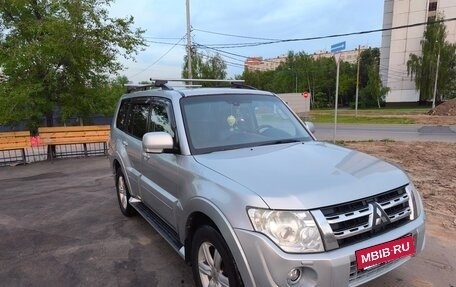 Mitsubishi Pajero IV, 2011 год, 2 000 000 рублей, 3 фотография
