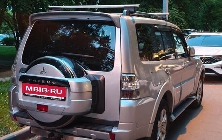 Mitsubishi Pajero IV, 2011 год, 2 000 000 рублей, 17 фотография