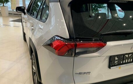 Toyota RAV4, 2025 год, 4 440 000 рублей, 7 фотография