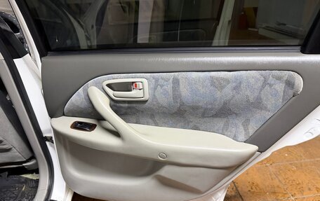 Toyota Camry, 1998 год, 450 000 рублей, 16 фотография