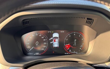 Volvo XC60 II, 2019 год, 3 990 000 рублей, 3 фотография