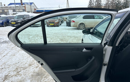 Volkswagen Jetta VI, 2014 год, 1 200 000 рублей, 20 фотография