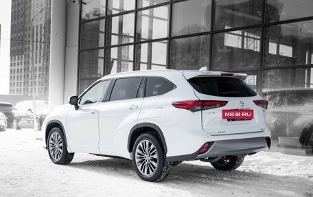 Toyota Highlander, 2025 год, 5 690 000 рублей, 9 фотография